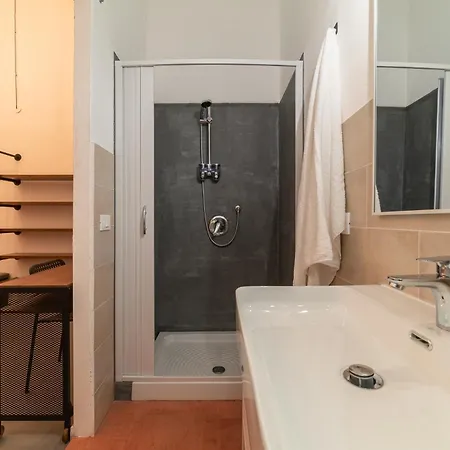 Apartament Rivoluzione9 *